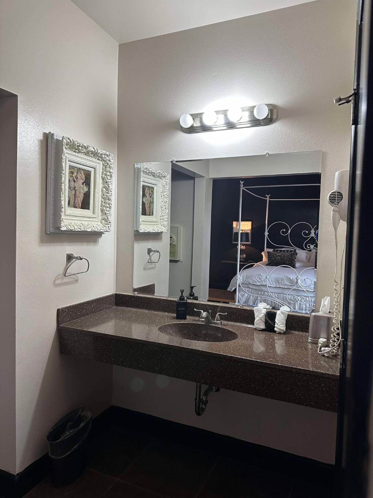 The Alcalde Hotel Gonzales المظهر الخارجي الصورة